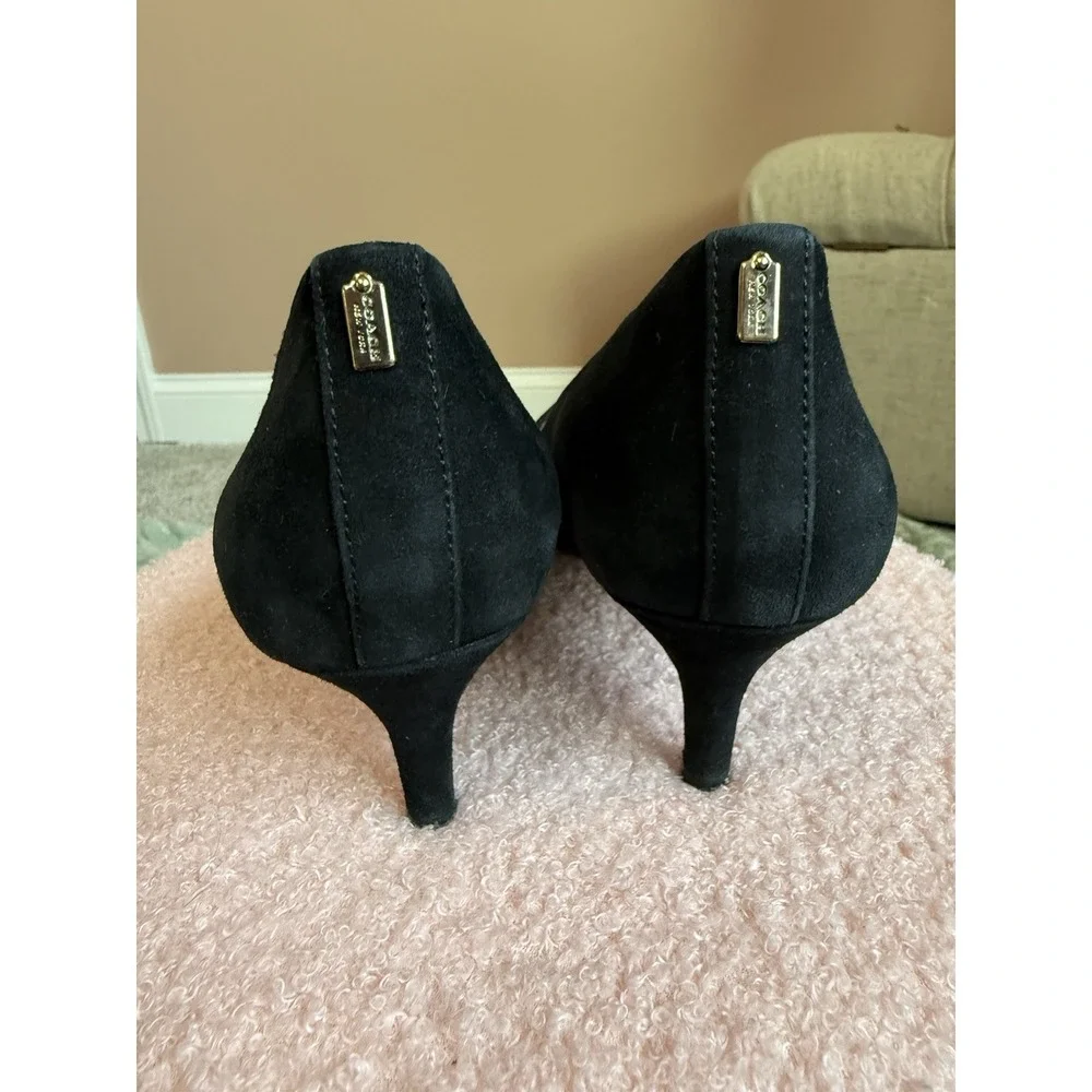 Coach Black Suede Pointed Toe Kitten Heel Pumps Buckle Accent Size 7 B - Picture 2 of 6